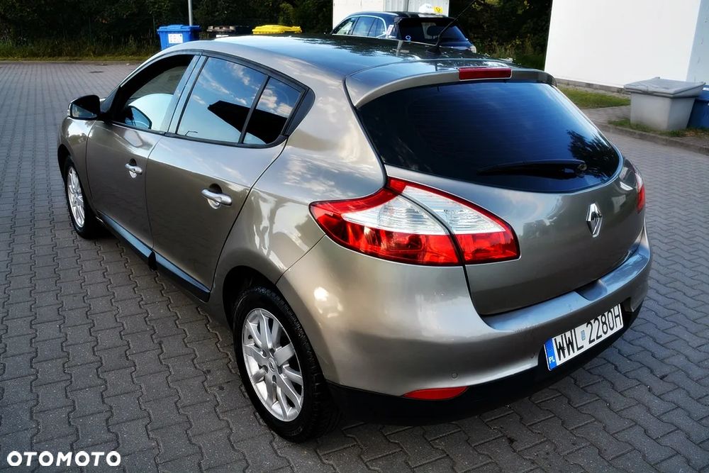 Renault Megane 1.6 16V Confort Authentique - 3