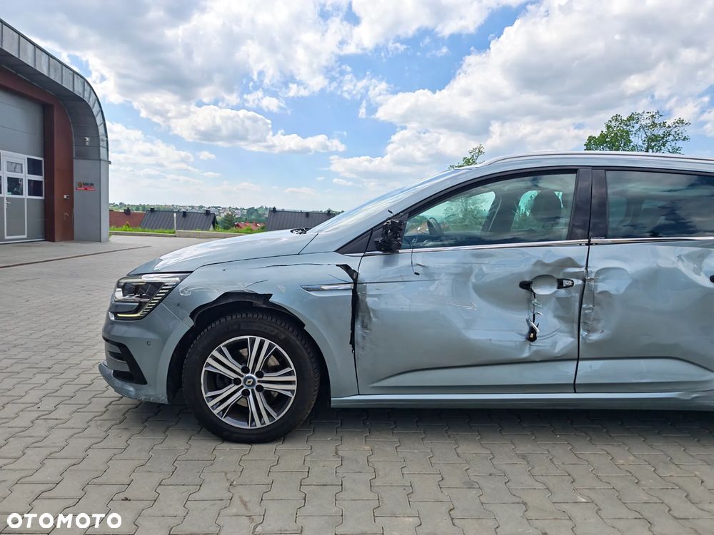Renault Megane E-TECH 160 INTENS - 6