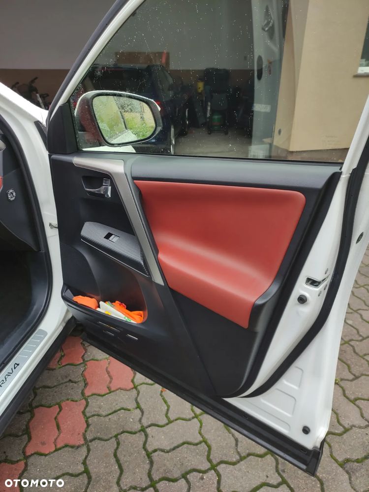 Toyota RAV4 2.0 Prestige MS EU6 - 10