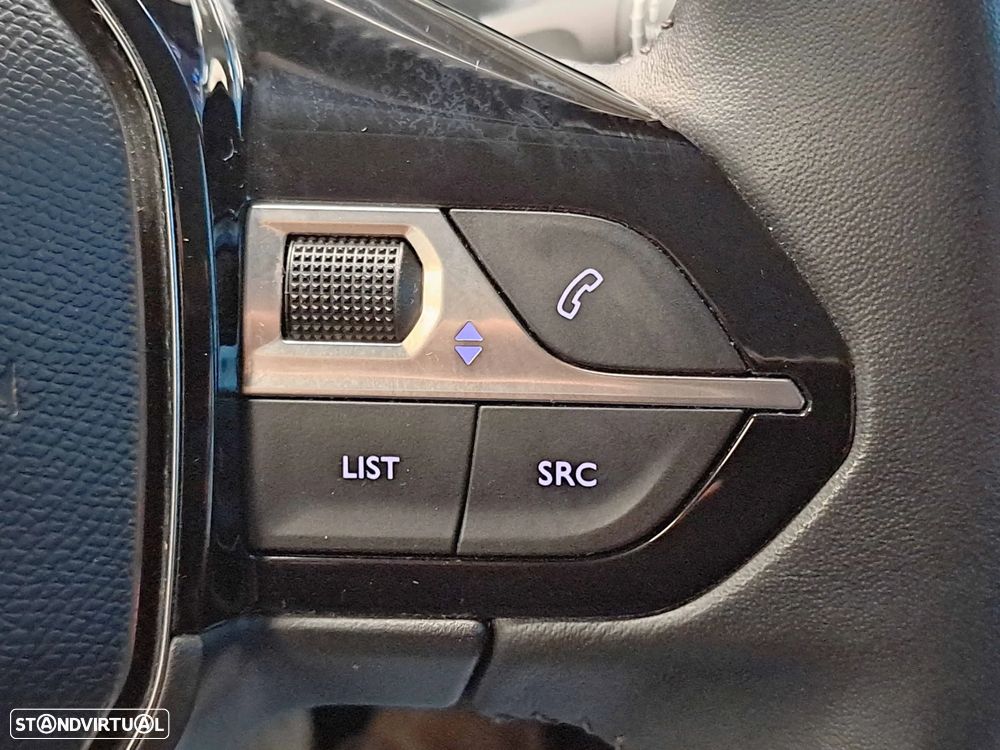 Peugeot 208 1.2 PureTech Active - 17