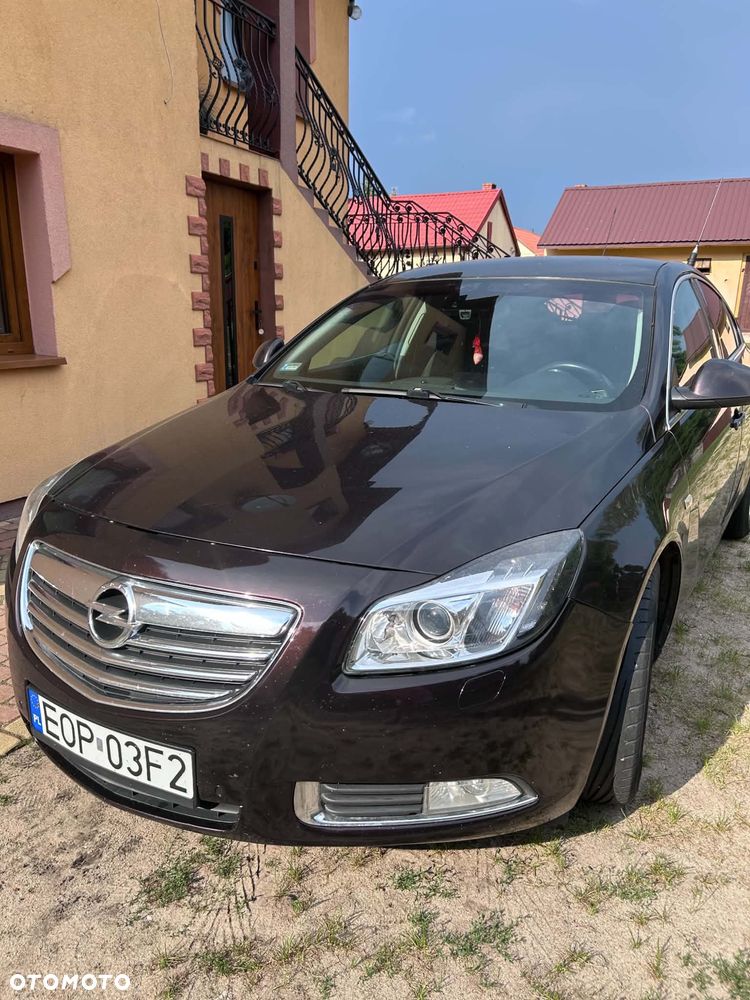 Opel Insignia - 1