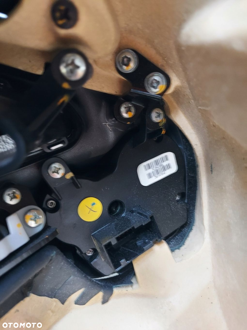 OSŁONA LICZNIKA DESKI FERRARI 488 GTB LEWA 87438700 - 11