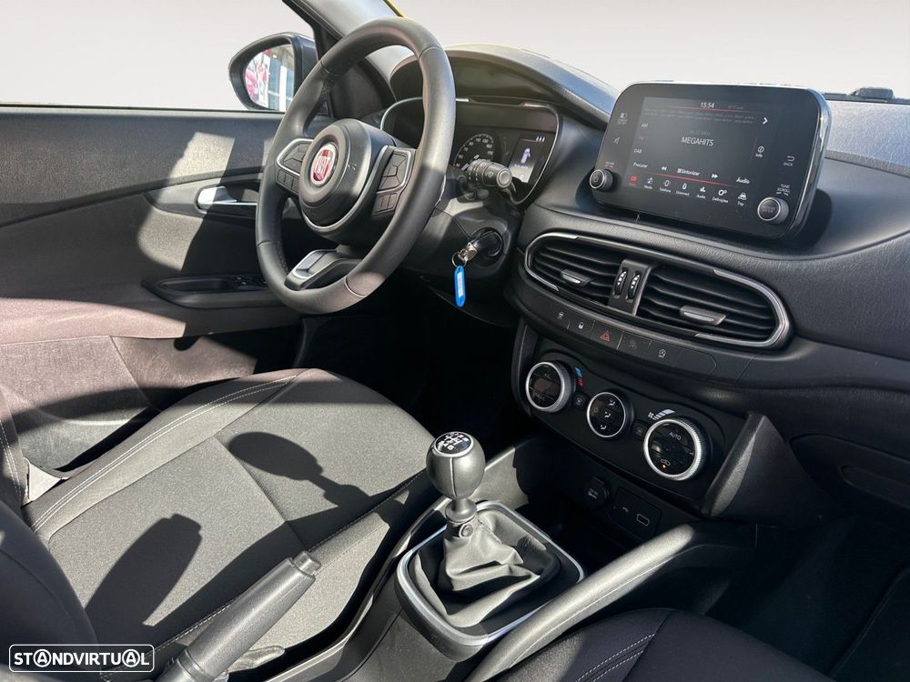 Fiat Tipo 1.6 MultiJet - 15