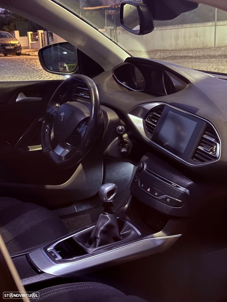 Peugeot 308 1.6 BlueHDi Allure J17 - 8