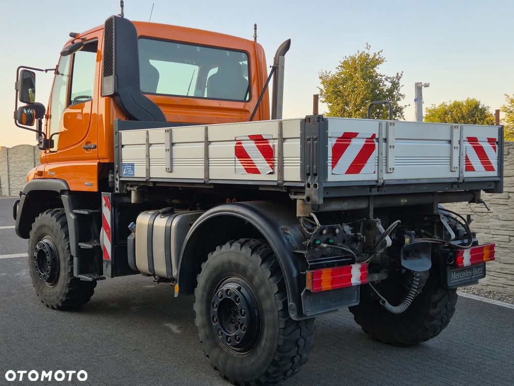 Unimog U400 Ciągnik - 4