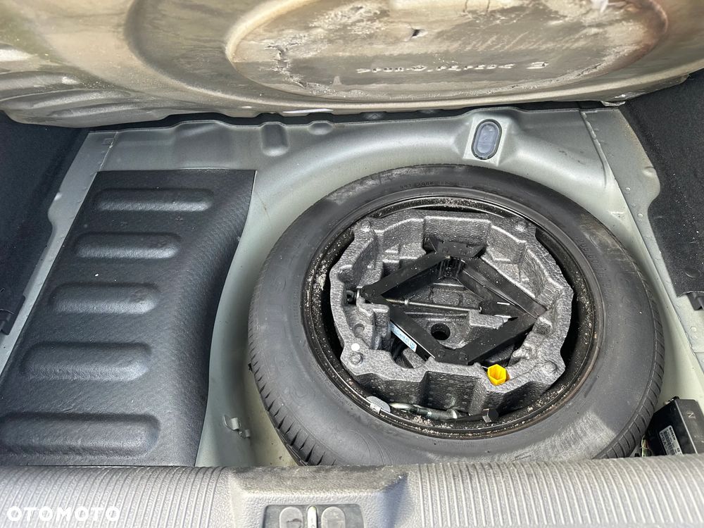 Peugeot 407 2.0 ST Komfort - 23