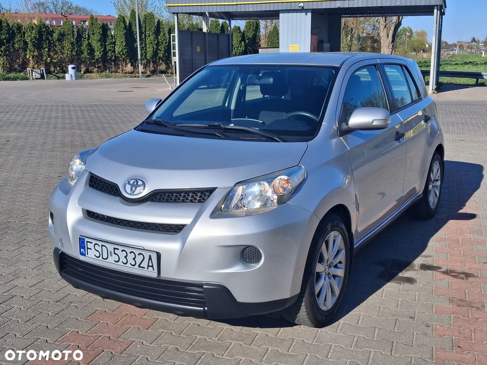 Toyota Urban Cruiser 1.33 4x2 Club - 9