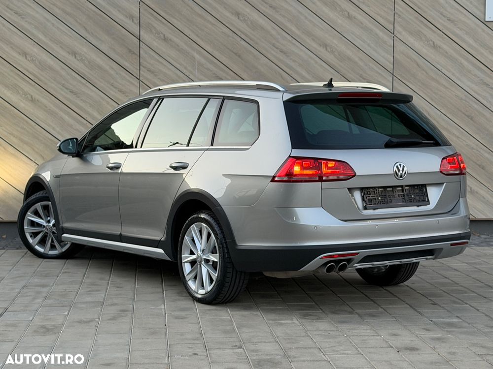 Volkswagen Golf 2.0 TDI SCR 4Motion DSG Alltrack - 3