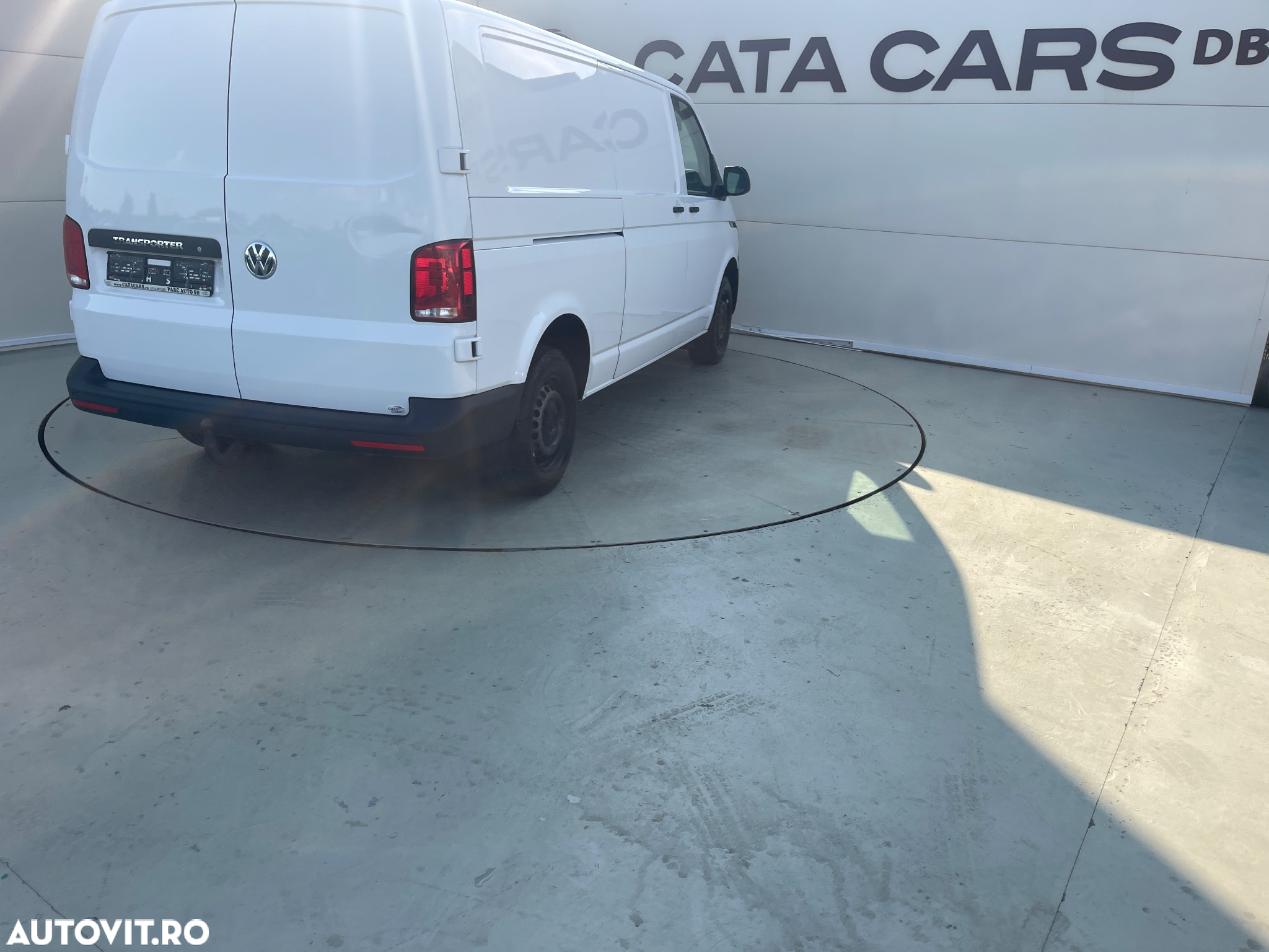 Volkswagen Transporter 2.0TDI LUNG USI SPATE 2CULISANTE - 14