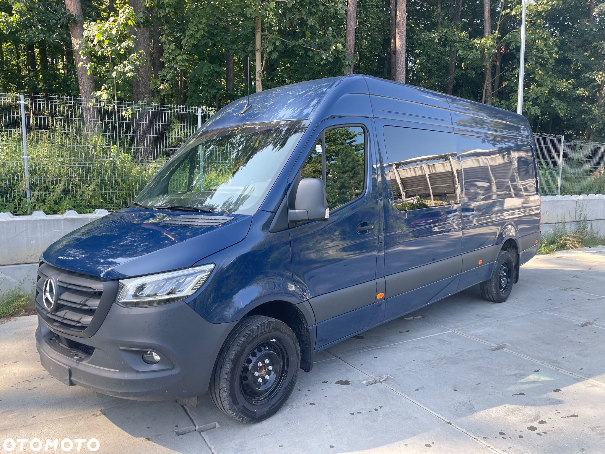 Mercedes-Benz Sprinter 317 - 1