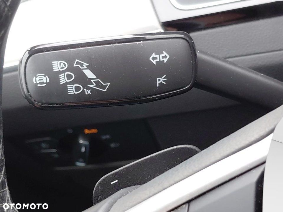 Volkswagen Passat - 30