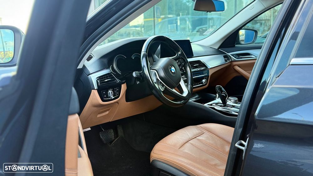 BMW 530 e iPerformance Line Luxury - 6