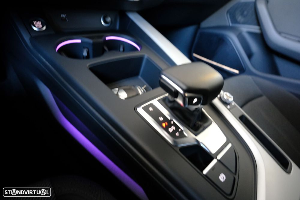 Audi A4 Avant 40 TDI Advanced S tronic - 19
