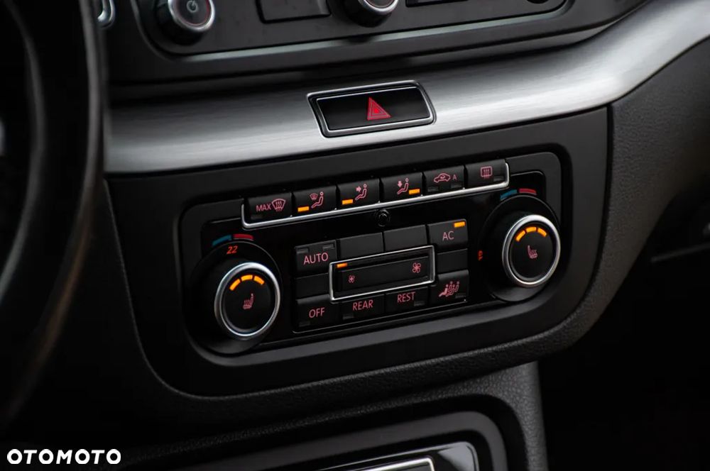 Volkswagen Sharan 2.0 TDI Highline DSG - 26