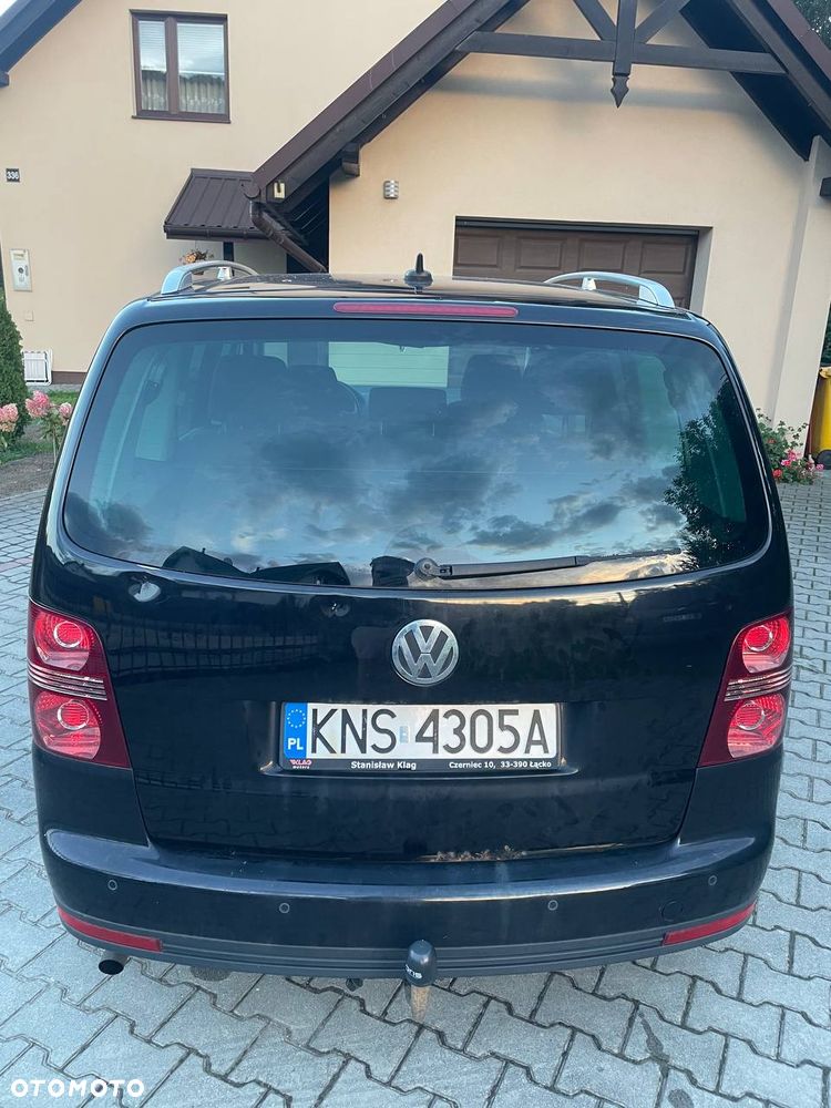 Volkswagen Touran - 5