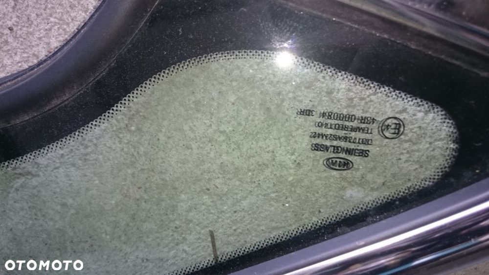 KIA PRO CEED II SZYBA BOCZNA TROJKAT PRAWA 13 - 2