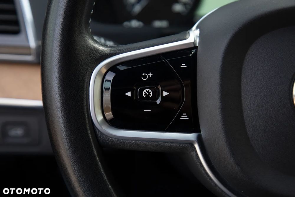 Volvo XC 90 D5 SCR AWD Inscription - 12