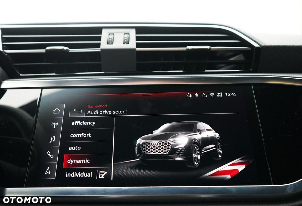 Audi Q3 Sportback - 36