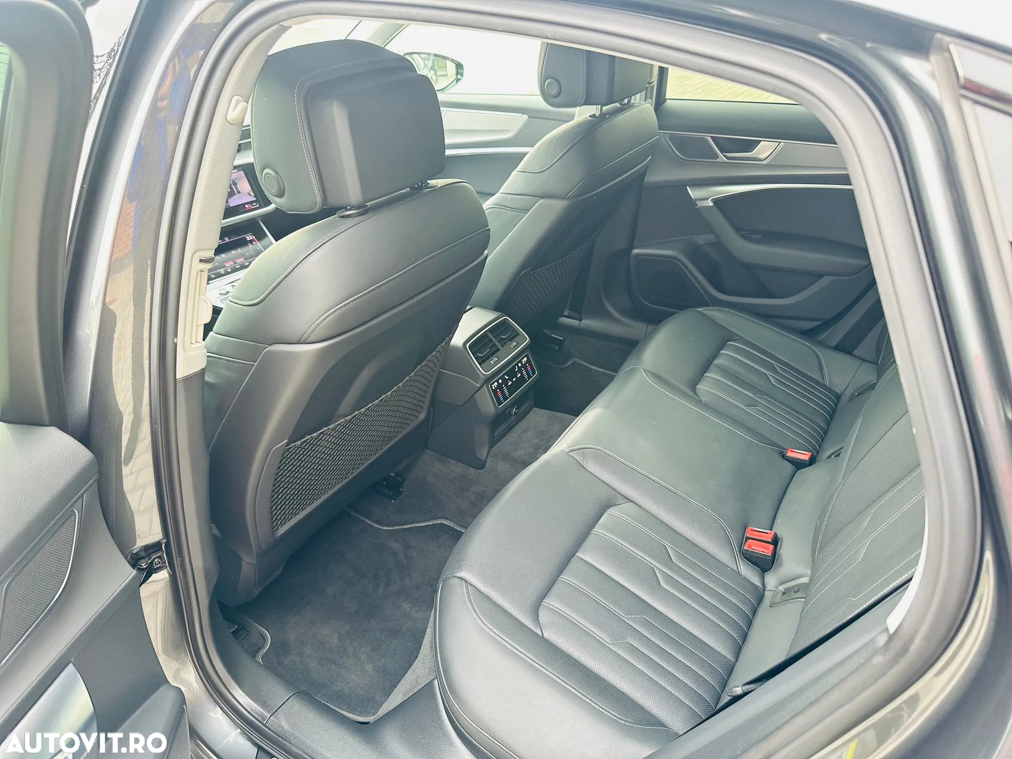 Audi A6 Avant 55 TFSI e quattro S tronic sport - 22