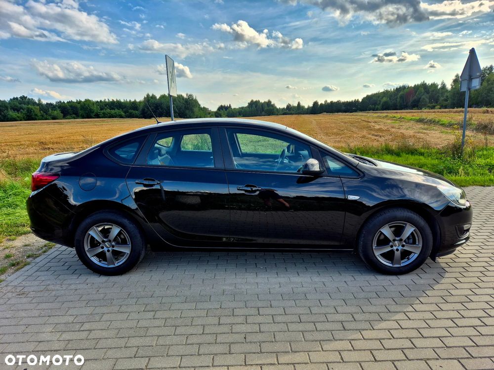 Opel Astra 1.4 T Active EU6 - 23