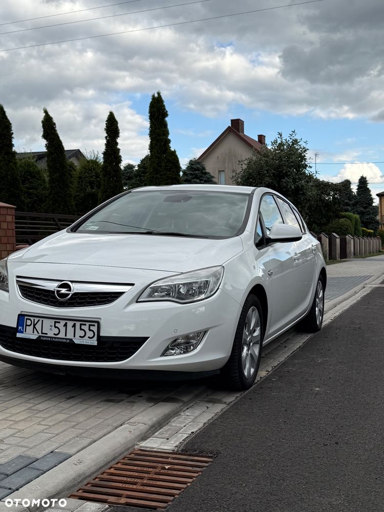 Opel Astra - 1