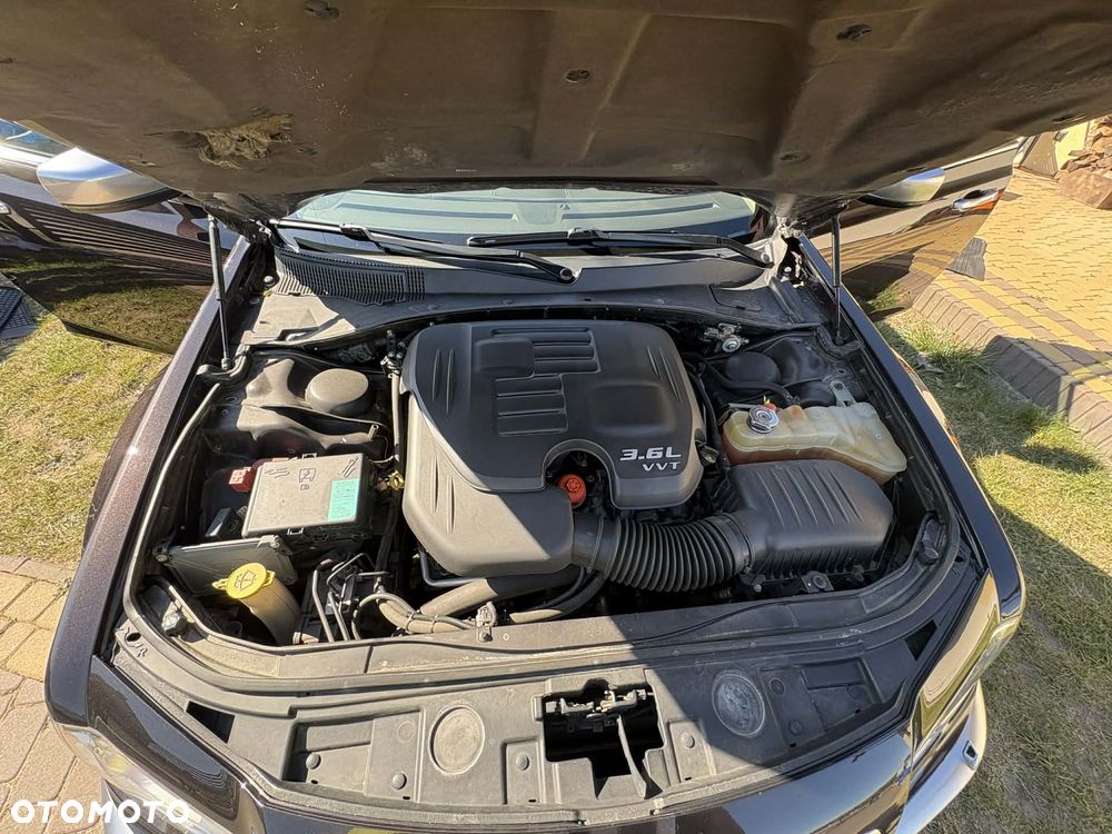 Lancia Thema 3.6 Executive - 8