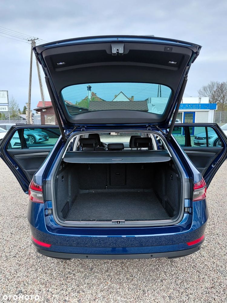 Skoda Superb 1.5 TSI Style DSG - 37