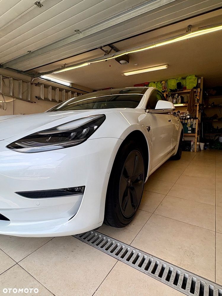 Tesla Model 3 Langstreckenbatterie Allradantrieb Dual Motor - 10