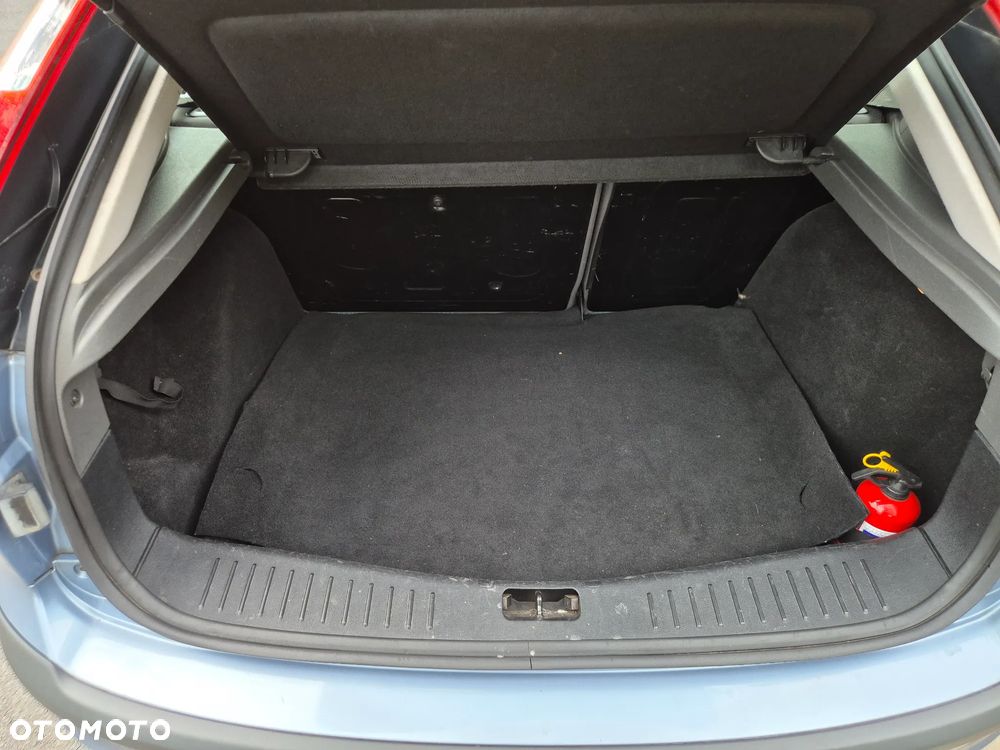 Ford Focus 1.4 Ambiente - 37