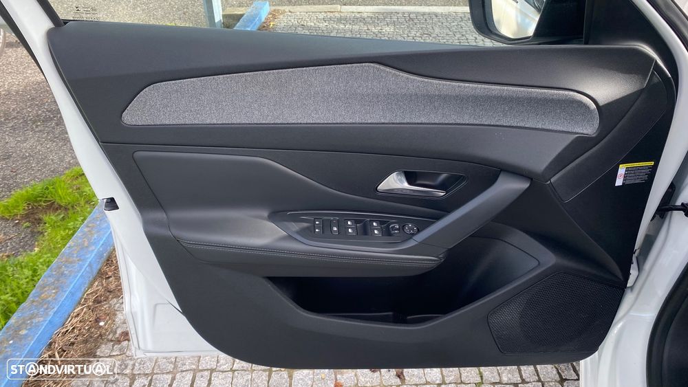 Peugeot 308 SW 1.5 BlueHDi Allure EAT8 - 19