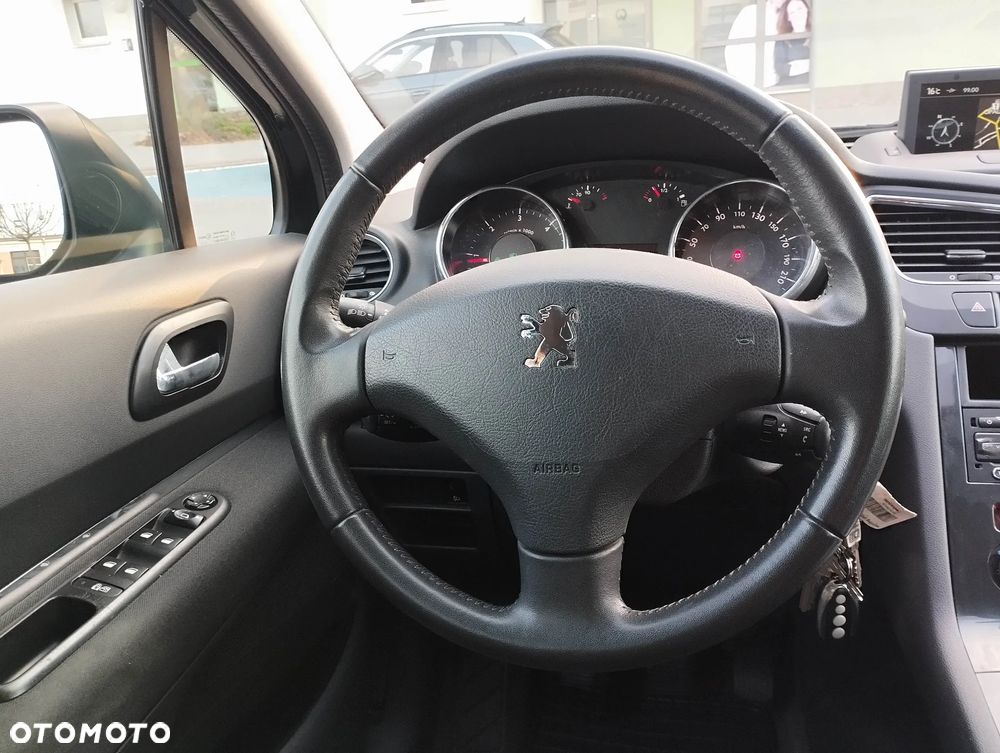 Peugeot 5008 1.6 HDi Active - 21