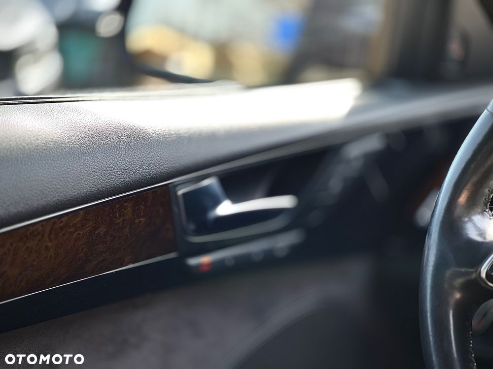 Audi A8 4.2 FSI quattro tiptronic Langversion - 34