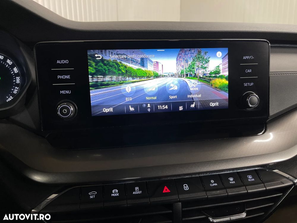 Skoda Octavia 2.0 TDI DSG Ambition - 14