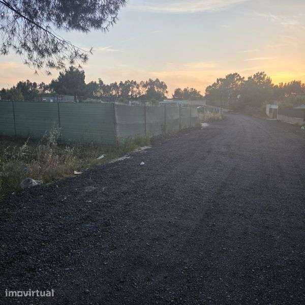 Terreno ideal para uma vida tranquila  em Fernão Ferro - Grande imagem: 5/11