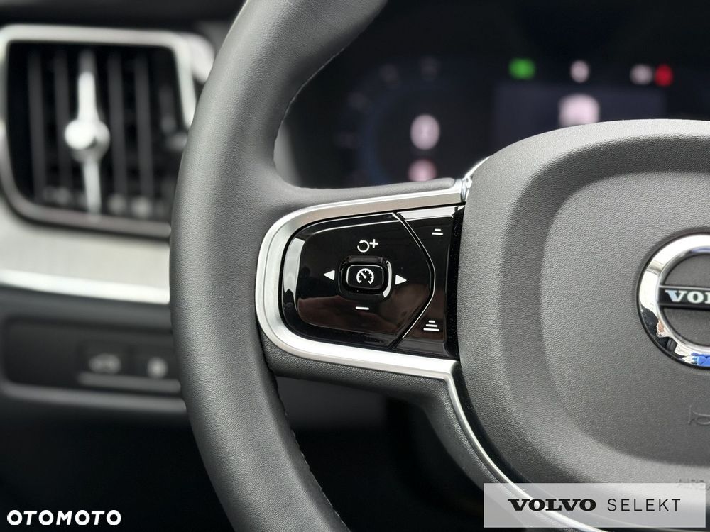Volvo XC 60 - 8