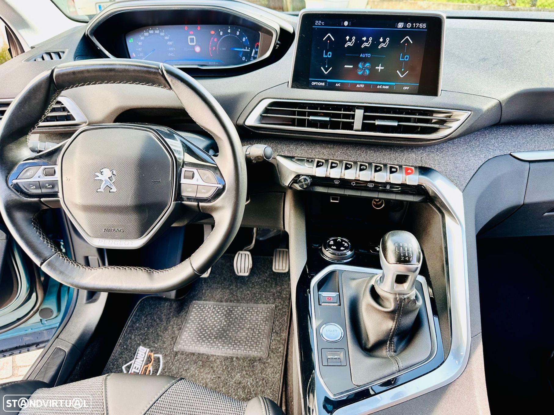 Peugeot 5008 1.2 PureTech Allure - 22