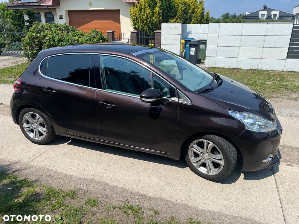 Peugeot 208 1.4 VTi Allure - 6