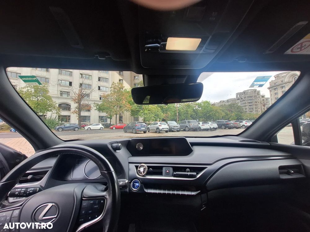 Lexus UX 250h 2.0L HEV 20H- (178 HP) 4X4 CVT Special Edition - 5