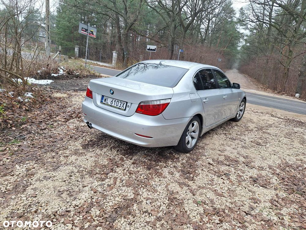 BMW Seria 5 520d Edition Lifestyle - 4