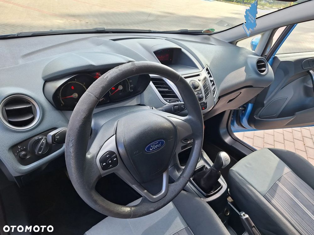 Ford Fiesta 1.25 Titanium - 31