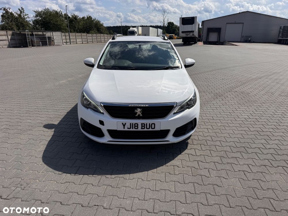 Peugeot 308 1.6 e-HDi Allure S&S - 3