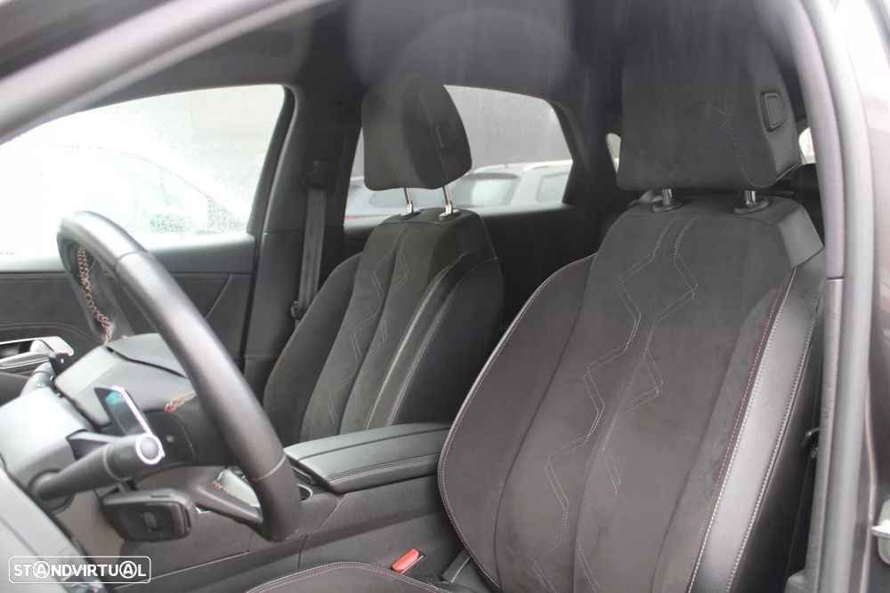 DS DS7 Crossback E-Tense Performance Line EAT8 - 19