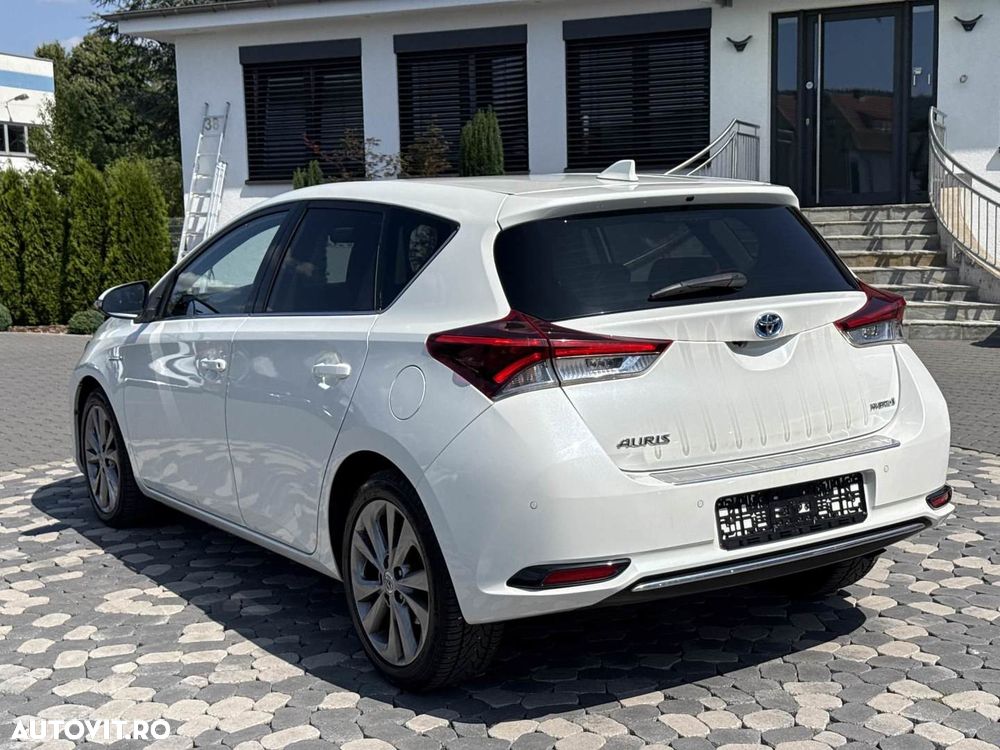 Toyota Auris 1.8 VVT-i Automatik Executive - 13