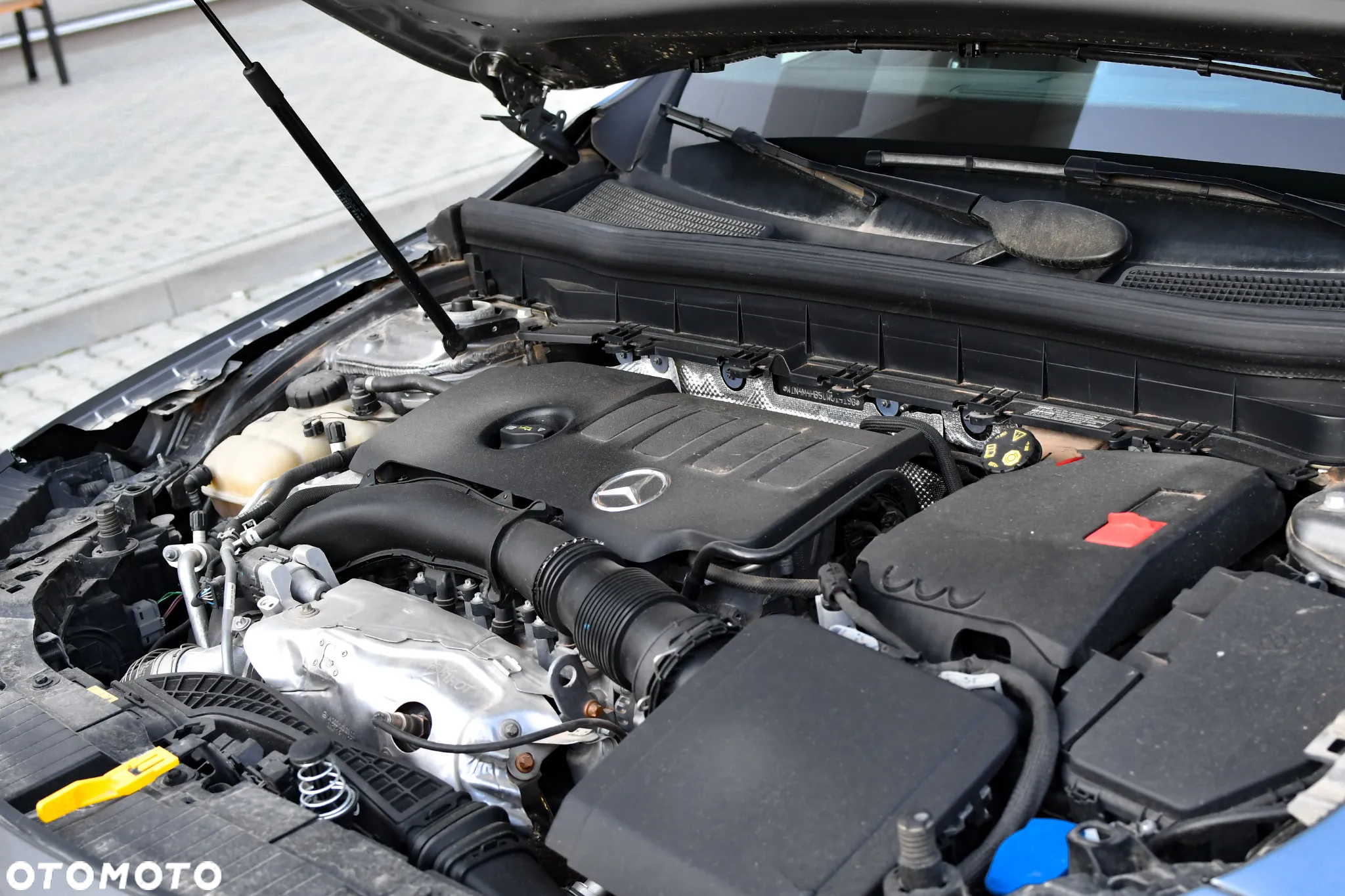 Mercedes-Benz GLB 250 4-Matic 8G-DCT - 27