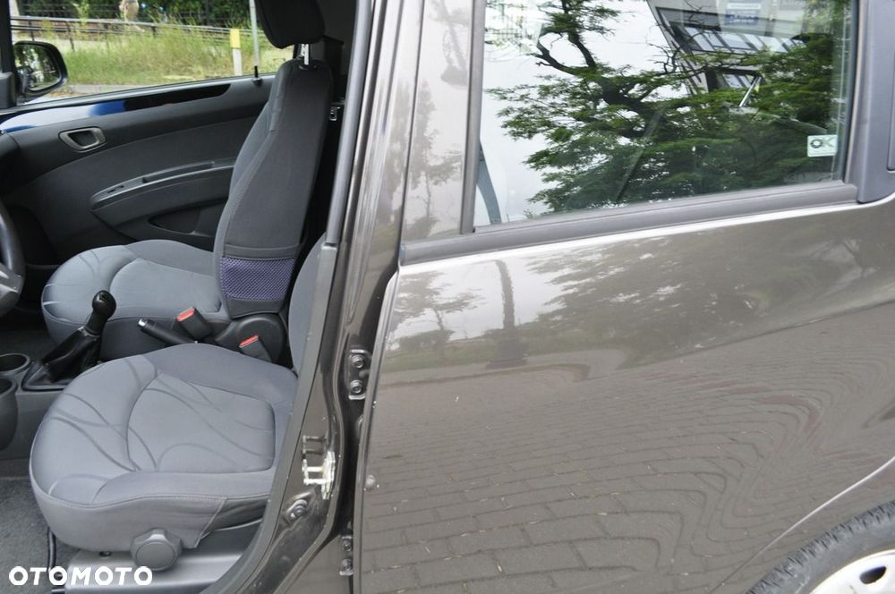 Chevrolet Spark - 5