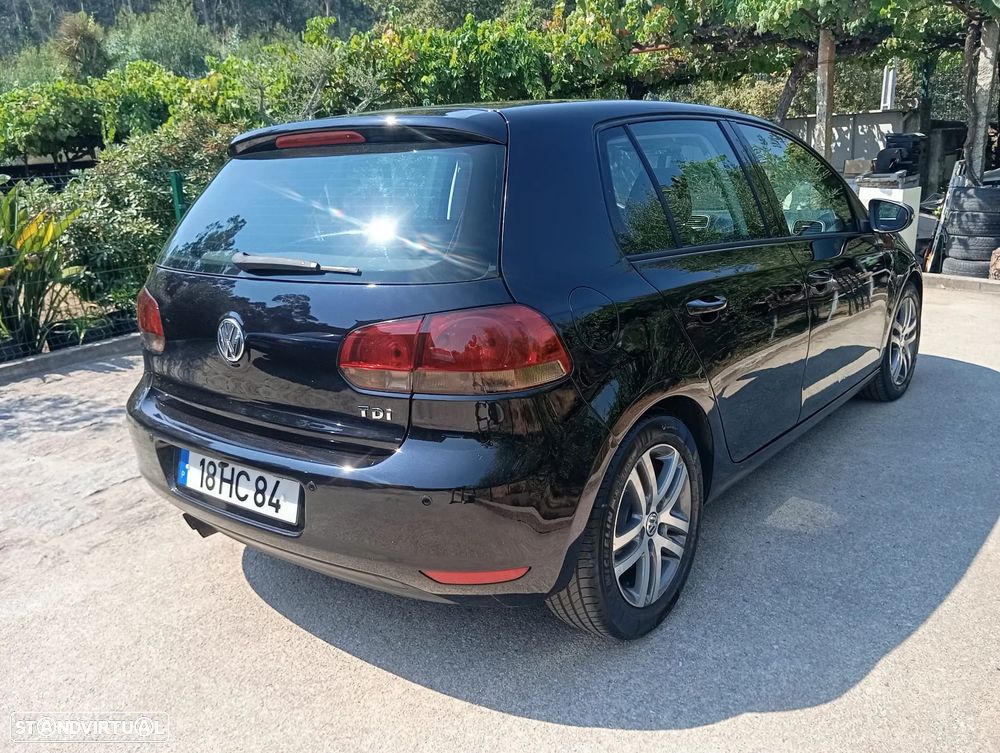 VW Golf 2.0 TDi Confortline - 10