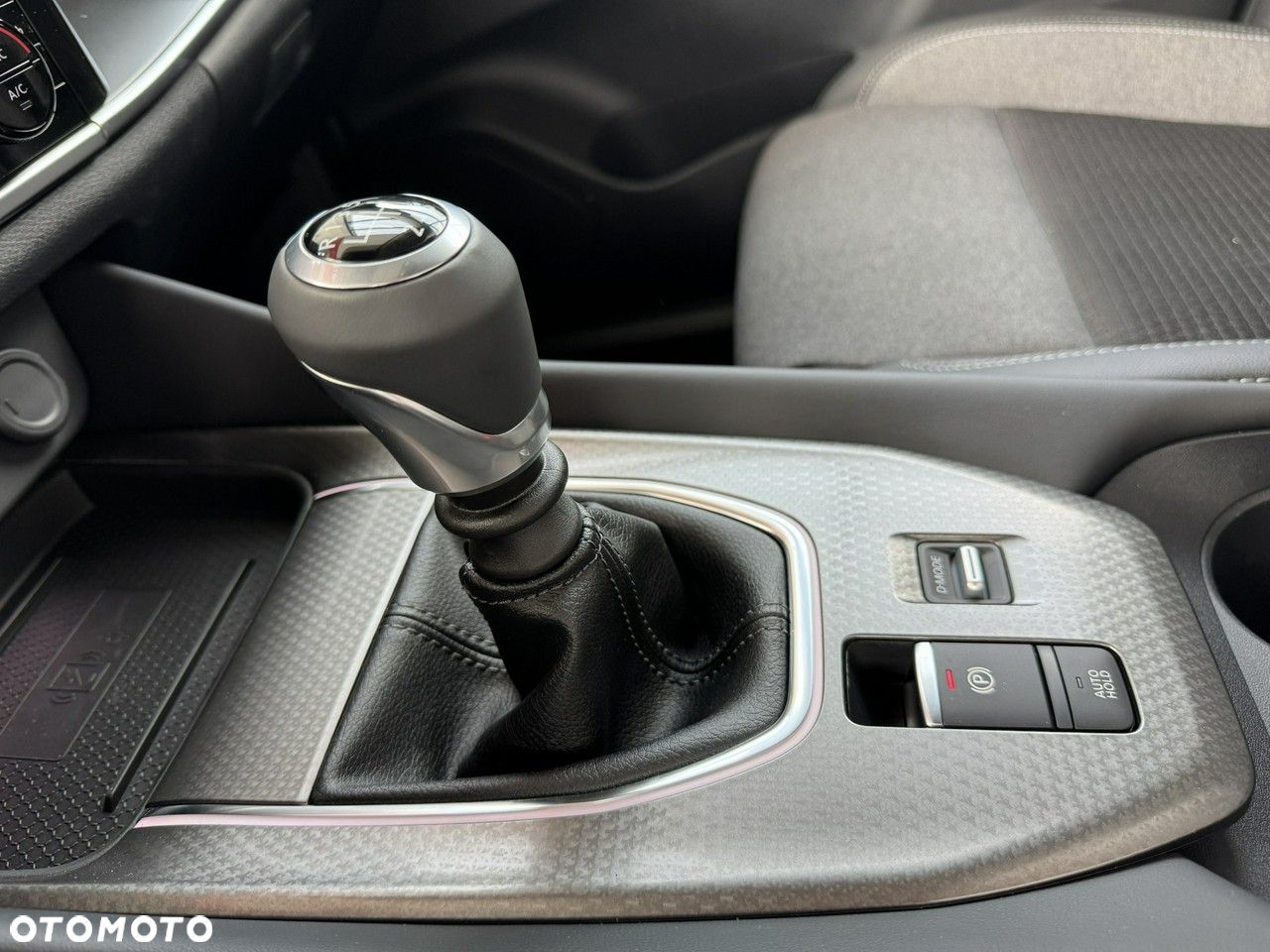 Nissan Qashqai 1.3 DIG-T mHEV N-Connecta - 15