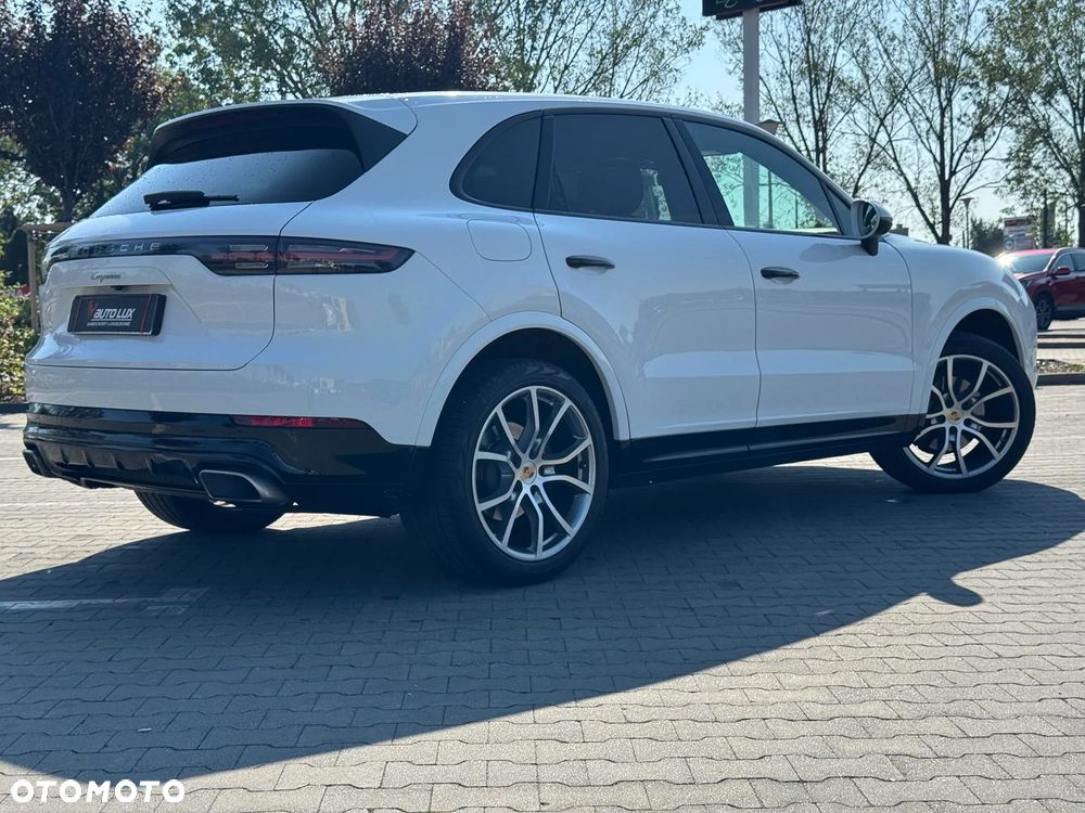 Porsche Cayenne - 7