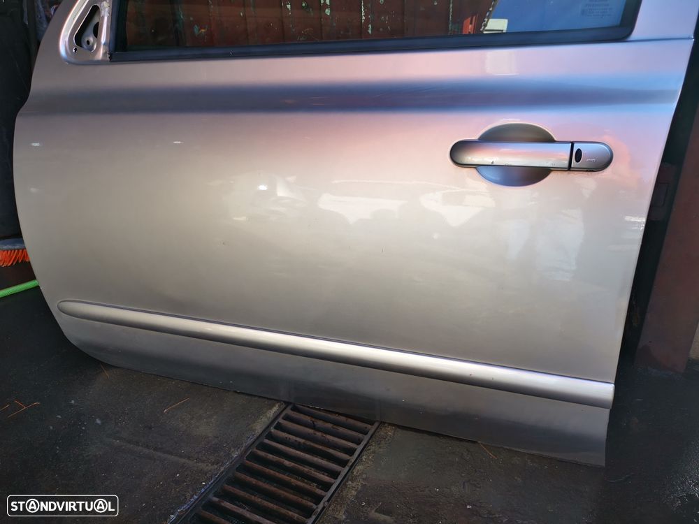 NISSAN MICRA K12 PORTA FRENTE ESQUERDA - PF584 - 4