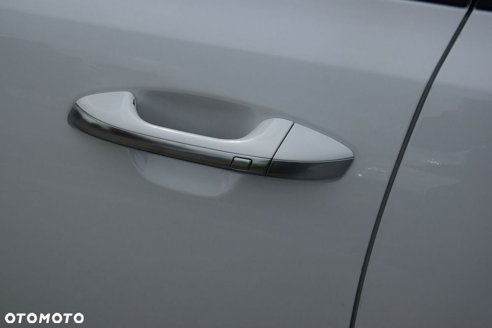 Kia Optima - 35